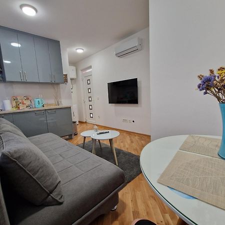 Villa Tamara With Garden And River View - Free Private Parking - Garage Мостар Екстер'єр фото